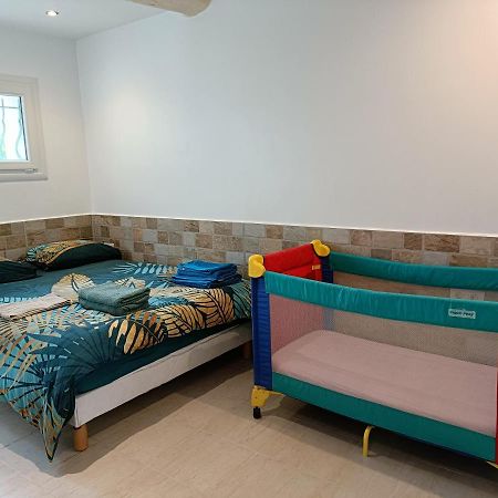 Un Bel Appartement Rez Jardin Parking Gratuit Vence Extérieur photo